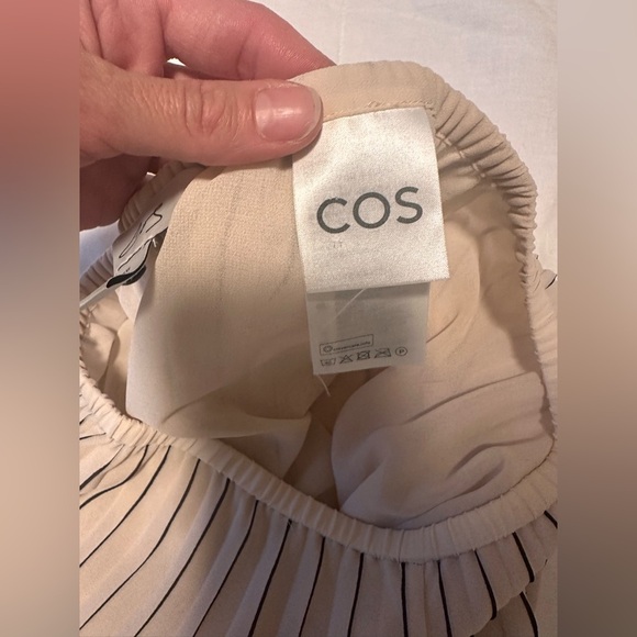 🪩  COS 🪩THE PLEATED CHIFFON PANTS XS BEIGE - Picture 10 of 13